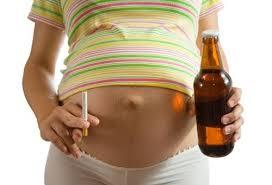 54% pacjentek spożywało kwas foliowy przed zajściem w ciąże 24% kobiet narażonych na bierne palenie 52% ciężarnych