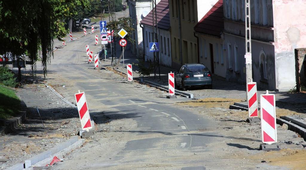 Mamy lepsze drogi Ilość wyremontowanych w latach 2011-1013 dróg w naszej gminie to powód do dumy dla całej społeczności. Efekty wykonywanych prac widać gołym okiem.