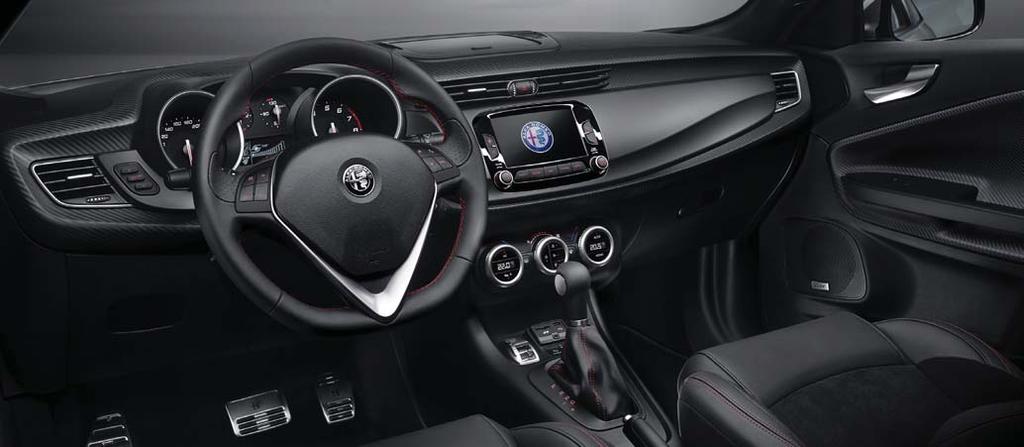 WYBRANE ELEMENTY WYPOSAŻENIA KOMFORT/ FUNKCJONALNOŚĆ GIULIETTA SUPER SPORT VELOCE Automatyczna skrzynia biegów Alfa TCT 222 8000,- 8000,- 8000,- Chłodzenie schowka XFC Czujniki parkowania przednie i