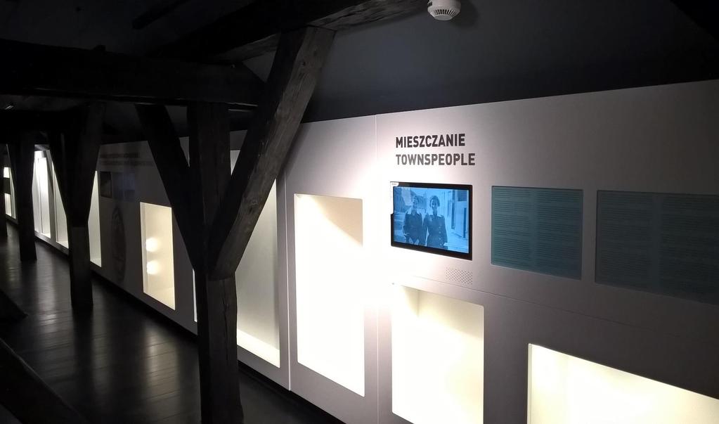 Wystawa stała w Muzeum Regionalnym w Stalowej Woli została zlokalizowana na zabytkowym poddaszu.