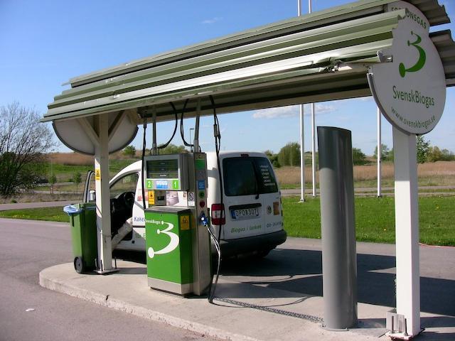 Przykłady zastosowania: Szwecja - europejski lider w zakresie produkcji biometanu i jego wykorzystaniu jako paliwa w transporcie, 53 instalacje do oczyszczania - rozbudowana sieć tankowania CNG,