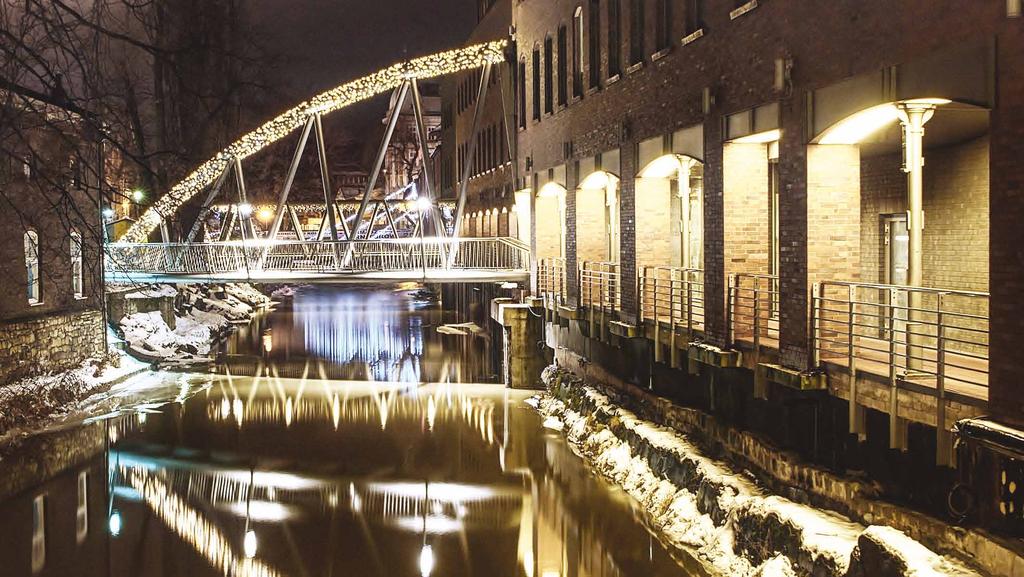 grudzień / december Miejski kładka nad rzeką Białą przy centrum Sfera Fot.: Grzegorz Łaba. Wyróżnienie.