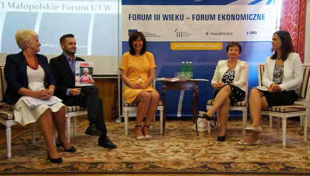 Barbara Szafraniec, Łukasz Salwarowski, Małgorzata Nitek, Ewa Piłat, Sylwia Grzesiak-Ambroży rezerwowe. Forum Seniora odbyło się w kwietniu 2016 r. Kolejne odbędzie się za rok, także w kwietniu.