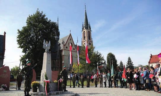 Więźniów Politycznych w Pieszycach oraz nadania Szkole Podstawowej nr w Pieszycach im. Pieszyckiej Podziemnej Organizacji Harcerskiej.