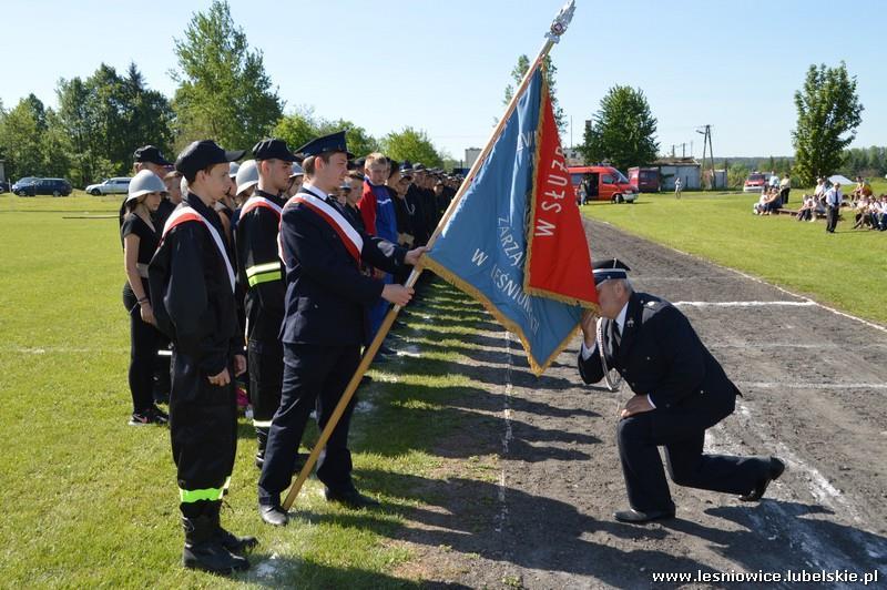 Gminne zawody sportowo-pożarnicze W dniu 28 maja 2017 r. Stadionie Sportowym w Leśniowicach odbyły się Gminne zawody sportowopożarnicze.