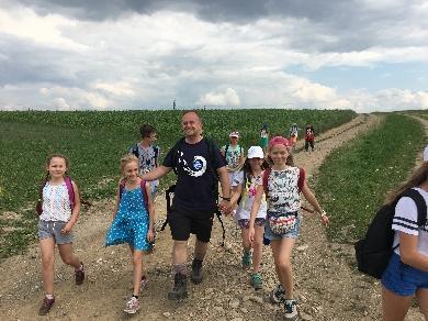 ? Chyba wszyscy uczestnicy naszego wyjazdu zgodzą się z tym, że mało jest takich rzeczy.8 lipca rozpoczęliśmy kolejny parafialny wyjazd.