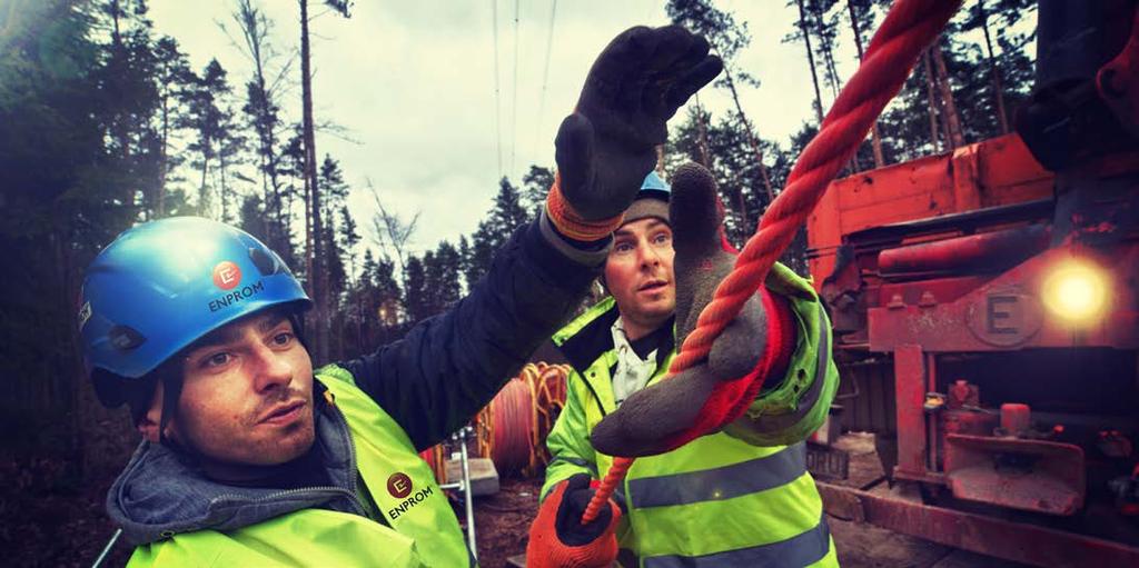 Nasz zespół Kadra ENPROM to młody i prężnie działający zespół specjalistów różnych branż, którzy z pasją i zaangażowaniem podejmują się realizacji każdego, nawet najtrudniejszego zadania.