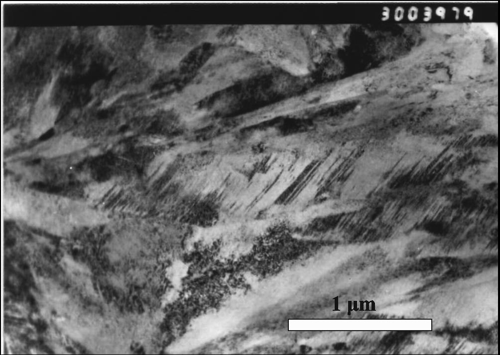 Rys.4. Mikrostruktura z obszaru (g 2) próbki nr 4, powiększenie 30 000 x Fig. 4. Microstructure of area (g2) in specimen No.