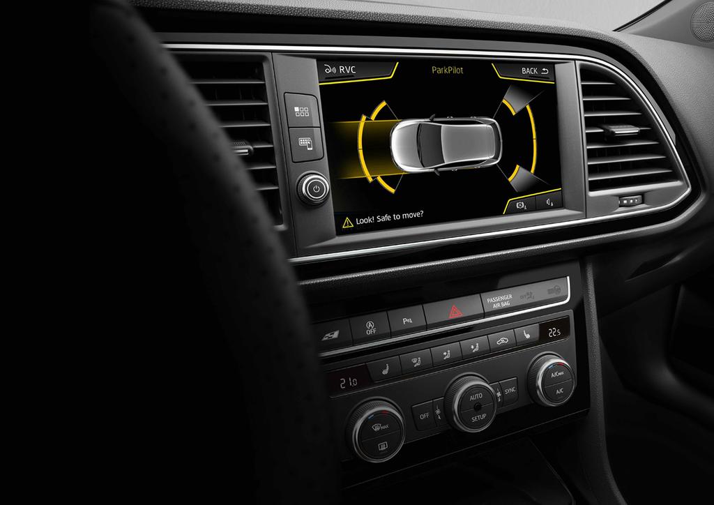 Pakiet promocyjny COMFORT+ Czujniki parkowania z przodu i z tyłu BeatsAudio o mocy 340W ze wzmacniaczem, 9 głośnikami i subwooferem Asystent świateł drogowych