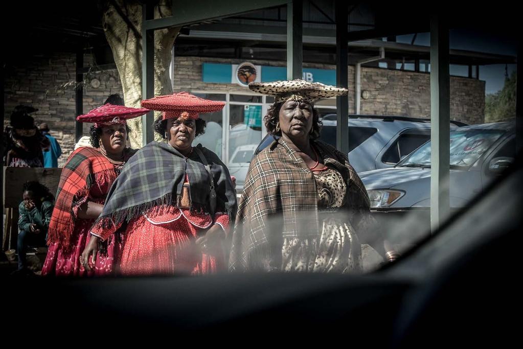 DZIEŃ 15 windhoek WATERBERG PLATEAU - WINDHOEK Rano ostatnie afrykańskie śniadanie na łonie natury.