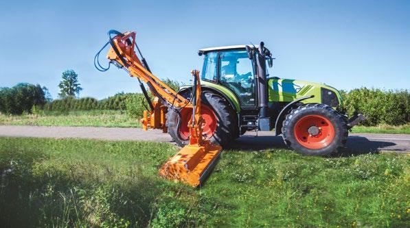 Ramię wysięgnikowe wyposażone jest w niezależny układ hydrauliczny z chłodnicą i 180 litrowym zbiornikiem oleju.