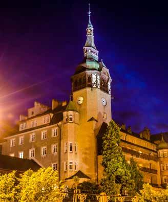 Punkt Antygrawitacyjny Muzeum Sztuki Reduktywnej Wodospad Kwisa Podziemna Trasa Turystyczna Dom Zdrojowy Kolej Gondolowa Grota Czerniawa