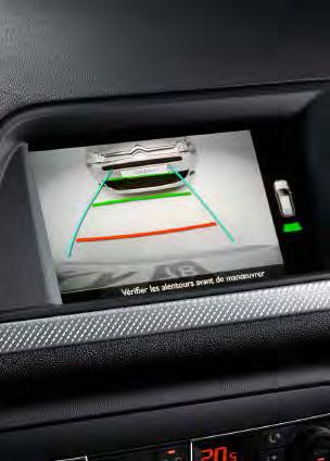 BEZPIECZEŃSTWO I WSPOMAGANIE PROWADZENIA Bezpieczeństwo w CITROËNIE C5 to priorytet. Jego pasażerom zapewniono maksymalną ochronę.