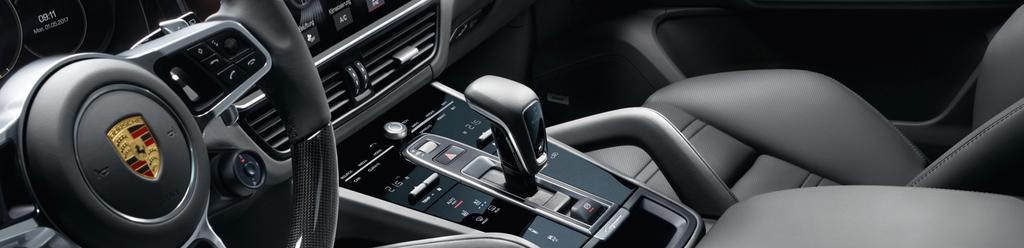 Systemy elektryczne E-Hybrid Systemy elektryczne 2 gniazda USB do ładowania urządzeń mobilnych w konsoli środkowej z tyłu 2 gniazda USB do podłączenia i ładowania urządzeń mobilnych w schowku konsoli