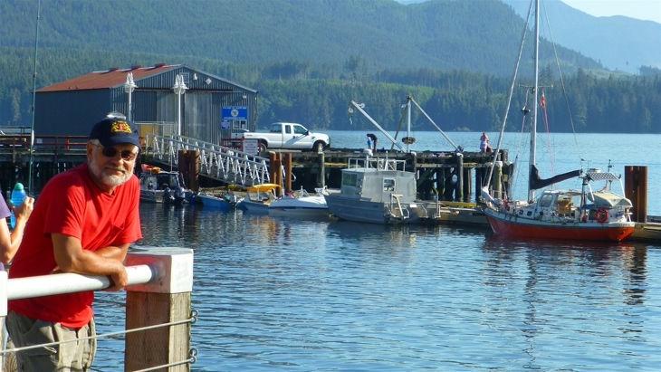 Alert Bay kiedyś był ważnym i ruchliwym porcikiem na trasie Inside Passage, czyli trasy z Vancouver na północ Kolumbii Brytyjskiej i dalej na Alaskę.