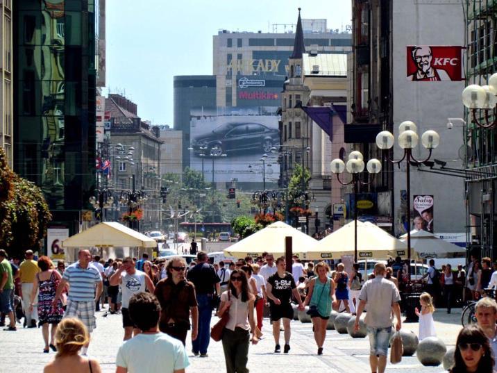 atrakcyjnych powierzchni wielkoformatowych.