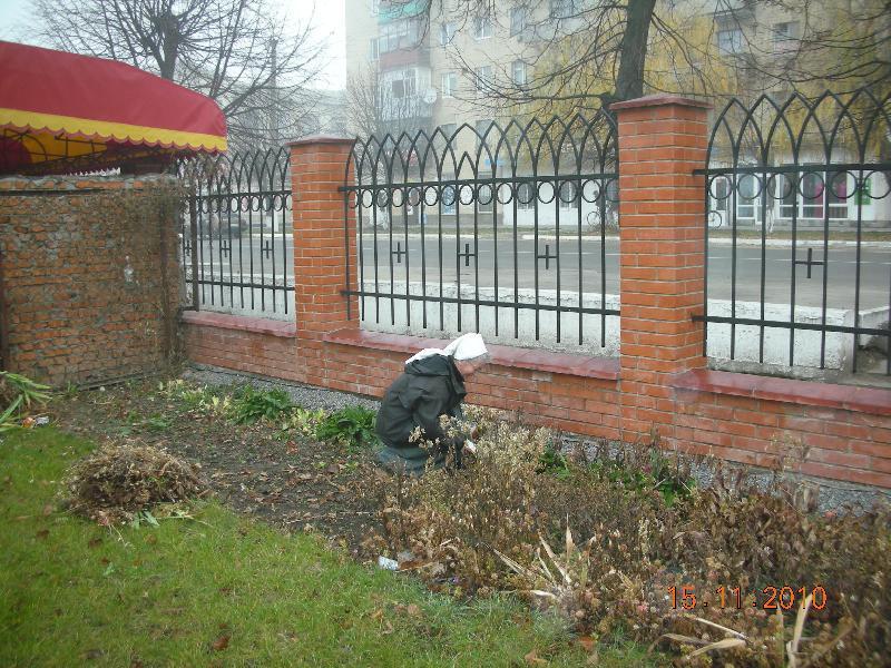 OMI Eupatoria W naszej nowej kaplicy Msza odpustowa w Sewastopolu przed kinem Rodzi się nowa tradycja w parafii w Eupatorii, mianowicie po wieczornej niedzielnej Mszy św.