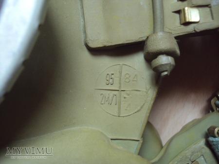 przeciwgazowa MP-4 popularnie zwana "buldog" z