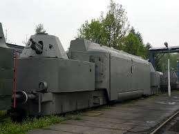 ZŁOTY POCIĄG LEGENDA Złoty pociąg to jeden z najciekawszych wątków II wojny światowej, który urósł do rangi legendy.