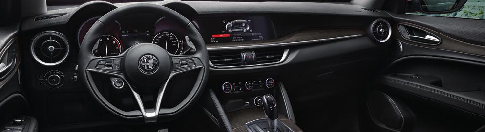 STELVIO BUSINESS 1) Idealny SUV dla Twojego Biznesu Już od 121 870,- netto Wyposażenie standardowe dla wersji Stelvio Business: Automatyczna skrzynia biegów ZF 8-stopniowa Napęd na cztery koła Q4