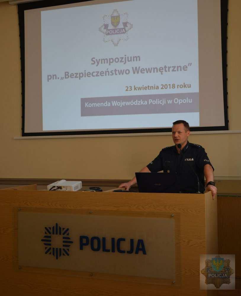 Uczestniczyli w niej studenci III roku Bezpieczeństwa Wewnętrznego z Wyższej Szkoły Bankowej w Opolu, Uniwersytetu Opolskiego oraz