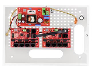 IP z zasilaczem 96W o wysokiej sprawności; (8 PoE af/at lub PoE PASSIVE 10/100 Mbps + 2 Uplink 1000 Mbps); bezpieczniki 