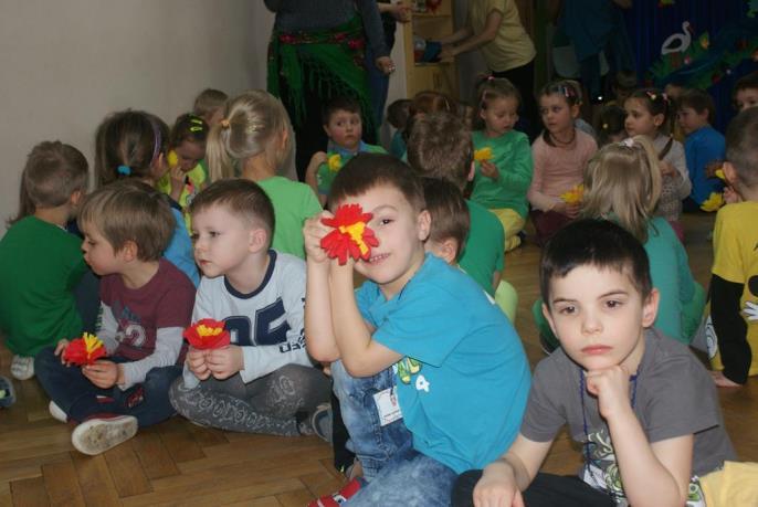 Jest to niezwykła muzyczna bajka interaktywna, która opowiada o tym, jak wielką moc mają dziecięce serduszka, jak ważna jest dobroć i odwaga, dlaczego niektóre serca