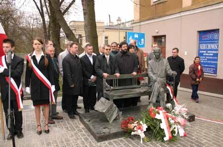 Kielce, 24 kwietnia 2014 Odsłonięcie pomnika