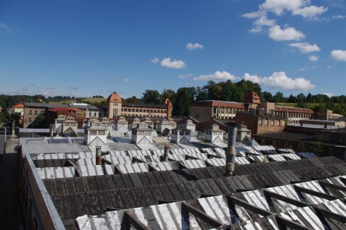 Dolwis" S. A. Zakłady Przemysłu Jedwabniczego Historia: Pierwsze zakłady włókiennicze zaczęły powstawać w latach 30-tych XIX wieku.