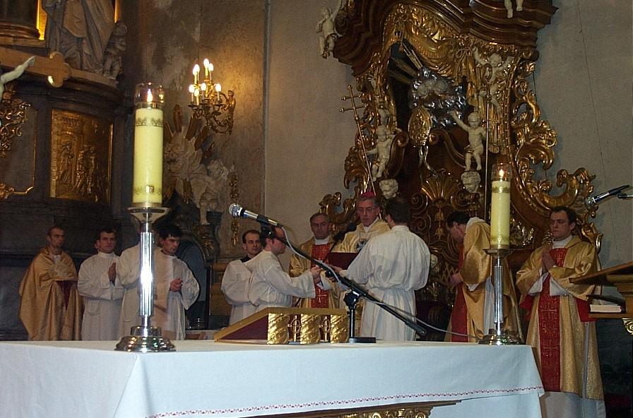 Modlitwa wiernych Celebrans kieruje modlitwą