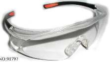 UQ 75 500 390 8,85 7,97 Okulary ochronne Secure Fit 200 Okulary bez oprawki ze szkłami i zausznikami bez regulacji długości.
