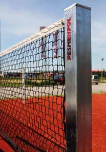 4-03 Linie do tenisa ziemnego Łatwy w instalacji system lini dla kortów trawiastych i ceglastych. Wykonanie: PVC.