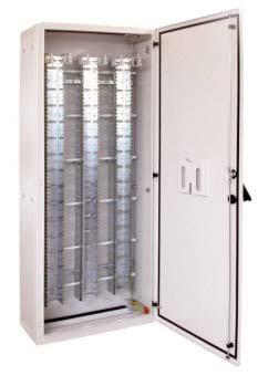 Typ szafy Liczba Wymiar zewnętrzny, SxWxG w Pojemność (w parach) przy odstępie między Liczba slotów modułowych rzędów mm łączówkami 25 mm HSTMSVL120 2 600x2000x400 2x62 2x600 HSTMSVL180 3