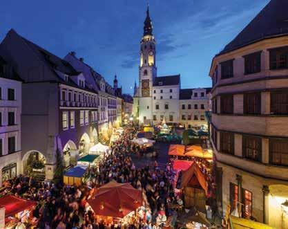 28 WYDARZENIA LATO Teatr letni open-air www.g-h-t.de Klasyki sztuki teatralnej pod gołym niebem a w tle wspaniałe kulisy. Śląski Targ Garncarski www.tippelmarkt.