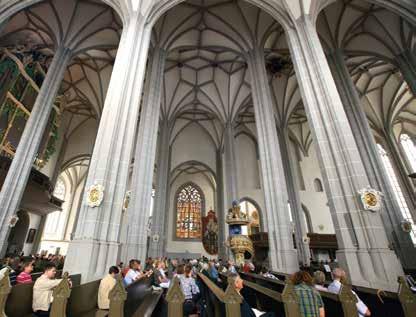 10 i OBIEKTY SAKRALNE KOŚCIÓŁ ŚW. PIOTRA I PAWŁA Bei der Peterskirche 9, tel. +49 3581 42 87 010 lub 42 87 012 godziny otwarcia: poniedziałek-sobota 10.00-16.