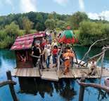 12 Z RODZINĄ KINDER-SPIEL-LAND PLAC ZABAW INDOOR Geschwister-Scholl-Str. 15, tel. +49 3581 750 1030 www.kinder-spiel-land.de godziny otwarcia: codziennie 14.00-19.