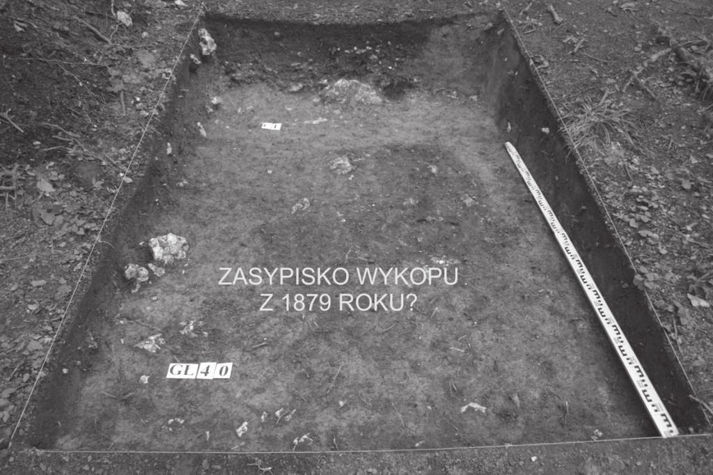 Badania archeologiczne w Jaskini Żarskiej w Żarach w 2011 roku 83 Analiza materiału Uwagi ogólne Na inwentarz zabytkowy, pozyskany w wyniku badań 2011 r.