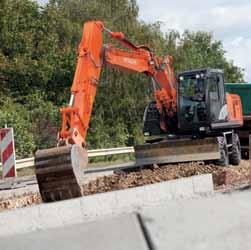 Dodatkowe wzmocnienia Wzmocniono podwozie w nowych koparkach kołowych ZAXIS, aby zwiększyć trwałość maszyny.