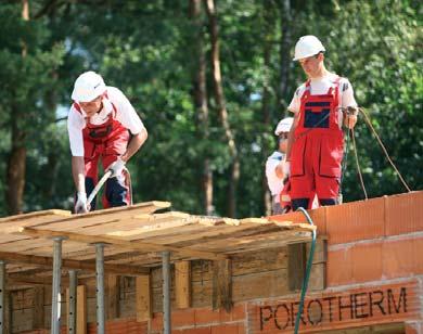 Rozwiązania ścienne Ceramiczne stropy Porotherm Pielęgnacja stropu Po zakończeniu betonowania strop należy pielęgnować, szczególnie w okresie podwyższonych lub obniżonych temperatur powietrza.