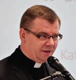 Założył polsko- -amerykańską fundację PAFERE oraz jej polski odpowiednik Polsko- -Amerykańską Fundację Edukacji i Rozwoju Ekonomicznego.