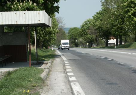 : 24 wczesnej dostrzegalności i dobrej widoczności przystanków oraz miejsc oczekiwania pasażerów widoczności przy wyjeździe z