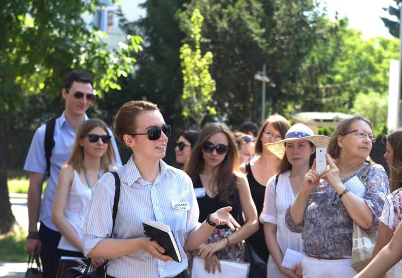 3.4. Praca nad publikacją po wystawie /100 Oddanie Stulecia Data: maj 2016- luty 2017 Po zakończeniu projektu /100 Oddanie Stulecia, rozpoczęły się pracę nad przygotowaniem publikacji powystawowej,
