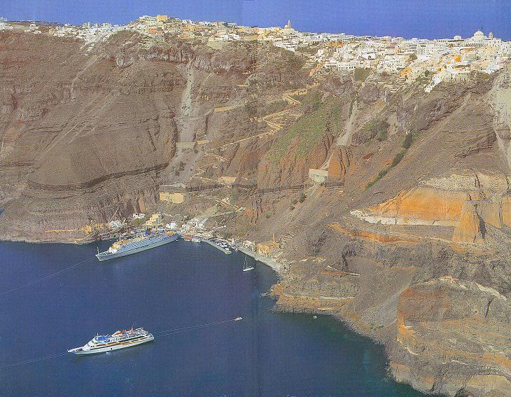Santorini nie jest zwykła wyspą, taką jak inne.