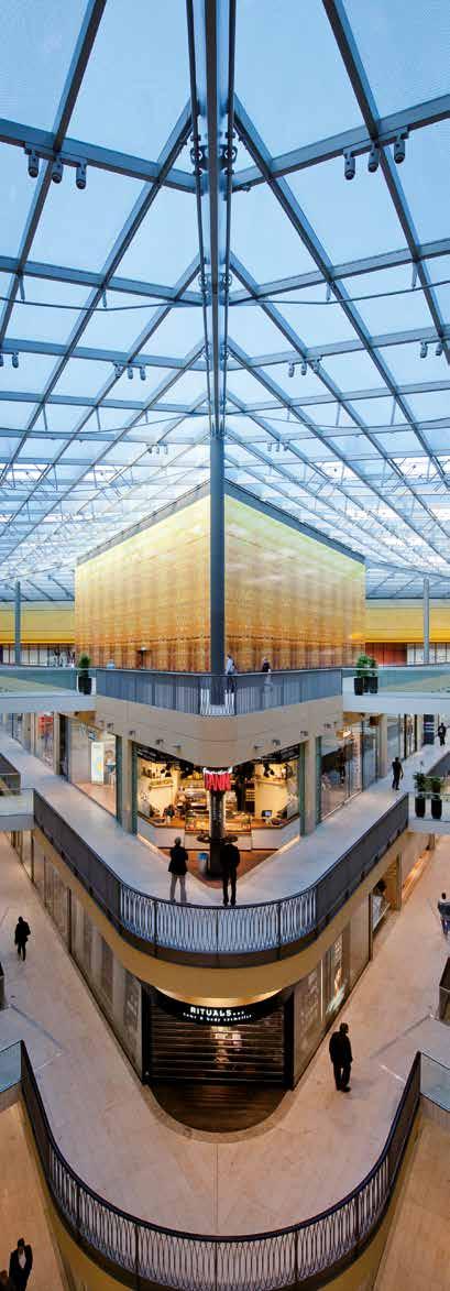 Galeria handlowa Thier-Galerie Dortmund Sklepy specjalistyczne, obiekty gastronomiczne i usługowe na powierzchni 33.