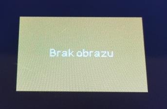 2. Jeżeli wyświetlacz kamery zaczyna przygasać, obraz migotać, wyświetla się komunikat słaba bateria.