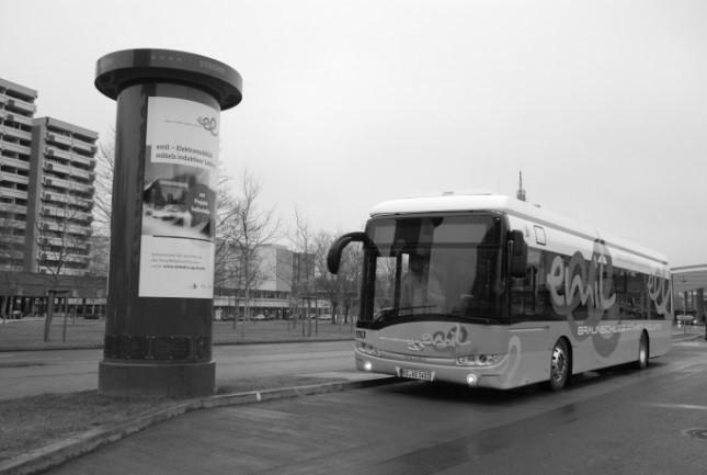 88 TRANSLOGISTICS 2014 zapomnieli o podstawowym aspekcie zmodernizowanym na potrzeby indukcji elektrycznej autobusie elektrycznym.