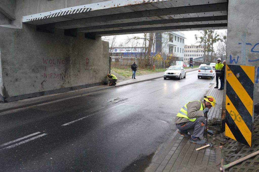 Widoczne miejsca odkrywek w
