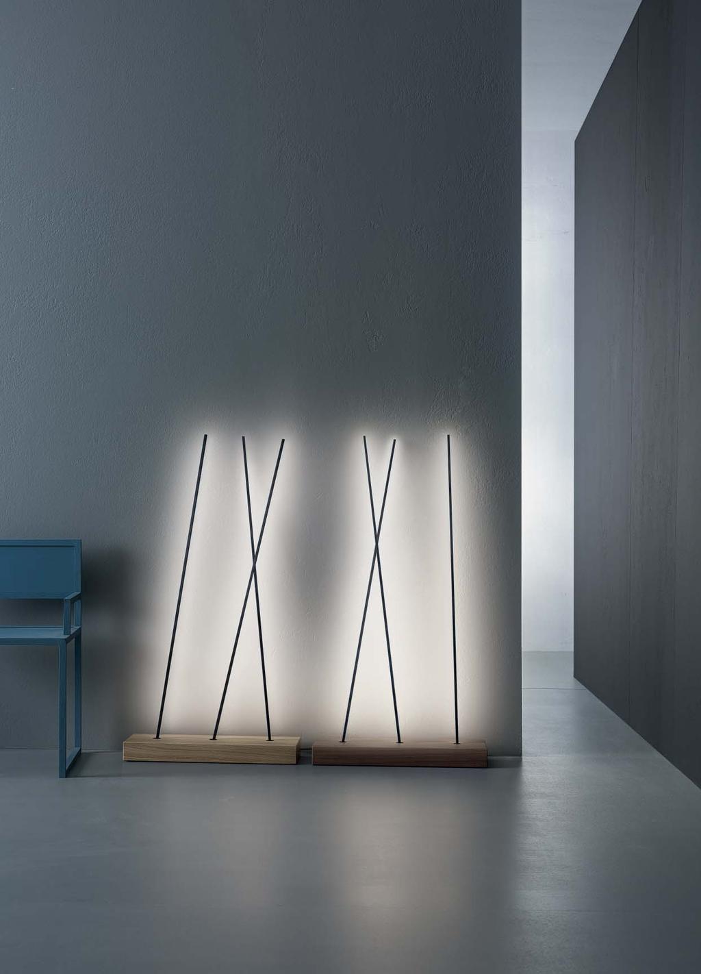 Spersonalizowany efekt oświetleniowy Elegancka drewniania podstawa Miękkie oświetlenie
