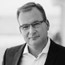BANKI WYGRAJĄ KONTEKSTEM, NIE PRODUKTEM - komentarz Sebastian Ptak Dyrektywa PSD2 nie zmieni diametralnie technologii ani produktów bankowych.