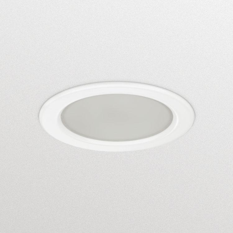 Versions CoreLine SlimDownlight - LED Module, system flux 600 lm Więcej o produkcie Mała wysokość wbudowania oprawy Certyfikaty i zastosowania Kod mechanicznej odporności na IK02 uderzenia